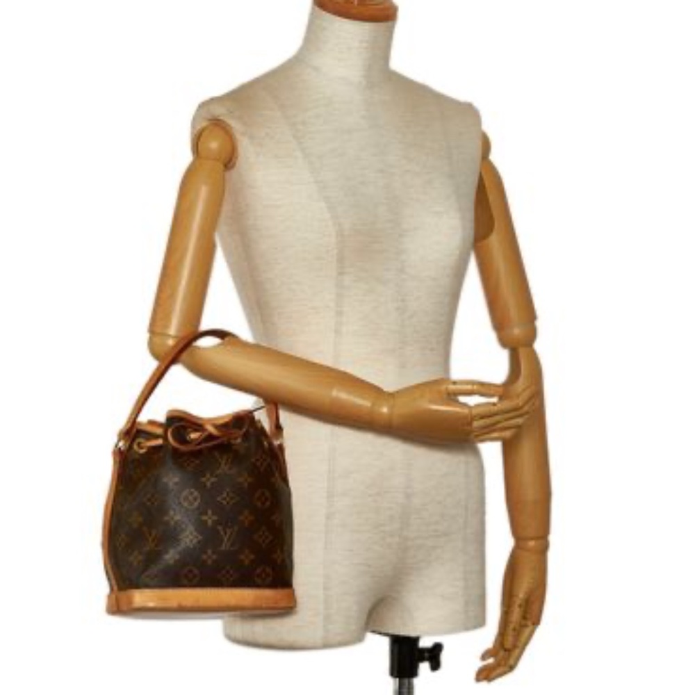 LOUIS VUITTON Mini Noe